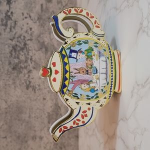 Alice In Wonderland Trinket Box 1994 With Gold Plastic Tea Set